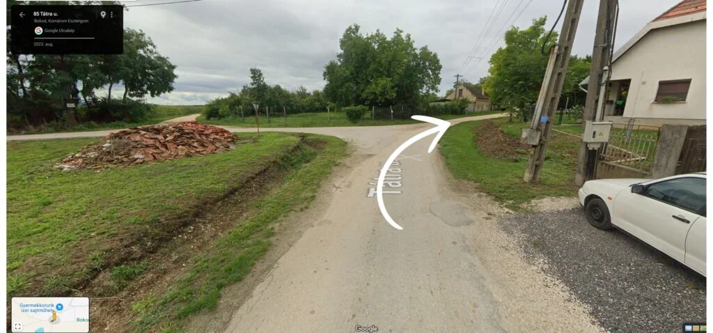 Felső közi elágazás, ahol jobbra kell tartanunk.